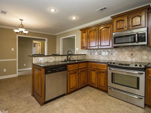 5th image of 1209 Mesquite Trl