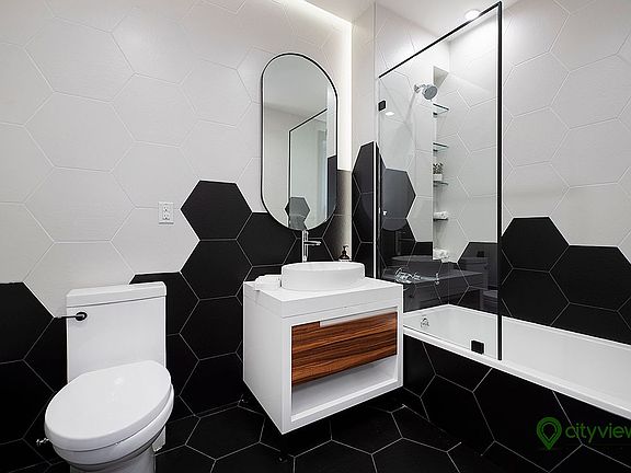2nd image of 10 Montieth St APT 215