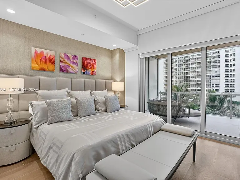 5775 Collins Ave #405 — Photo 11