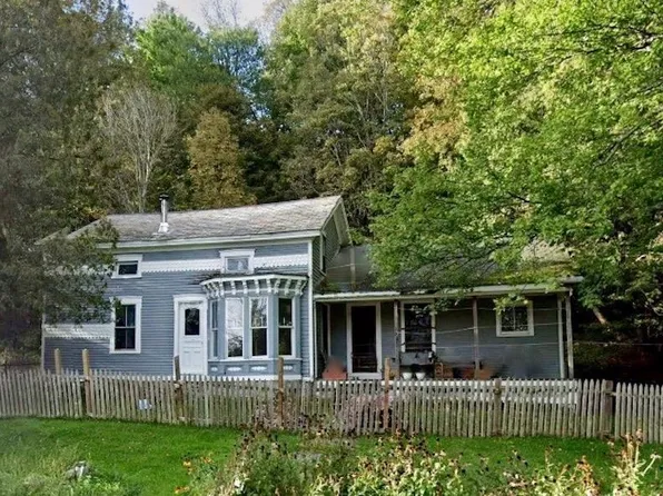 82 West Street, Middletown Springs, VT 05757