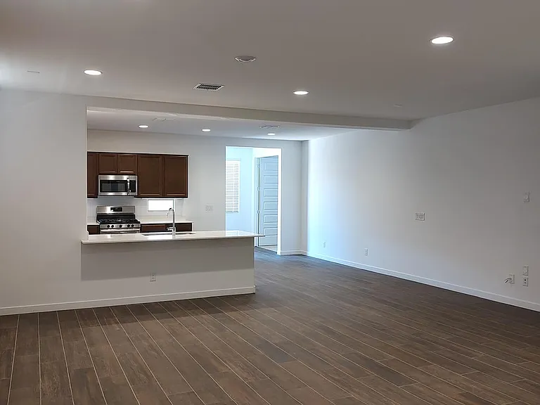 9335 W Glenrosa Ave — Photo 4
