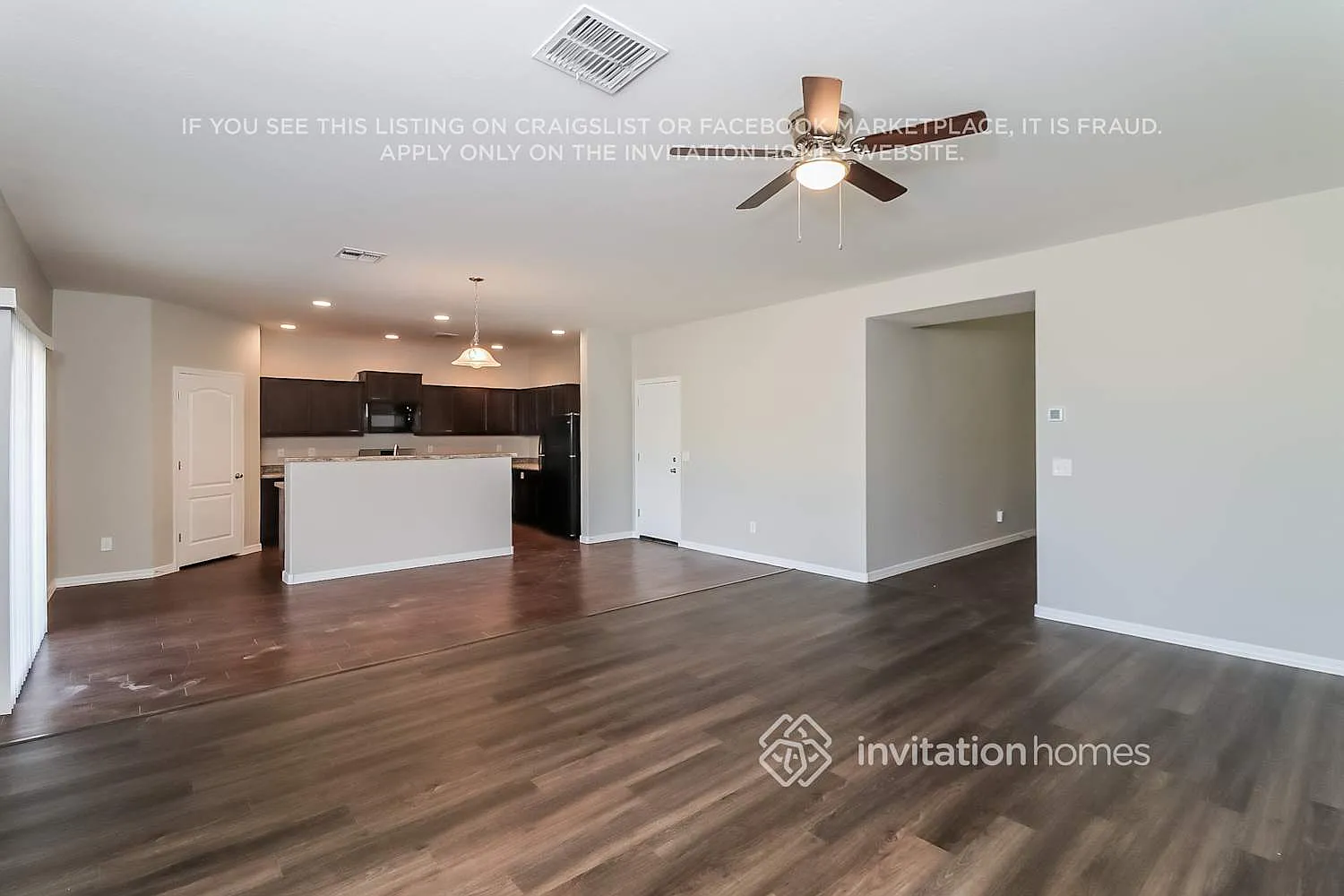 8226 W Wood Ln Phoenix, AZ 85043 — Photo 4