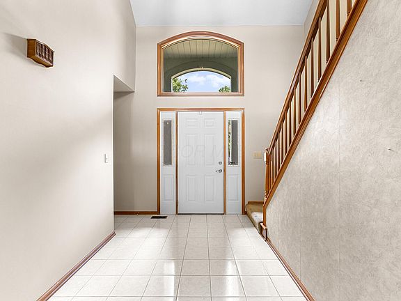 5th image of 7511 Daugherty Dr