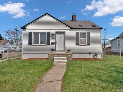 17405 Tennyson St, Roseville, MI, 48066