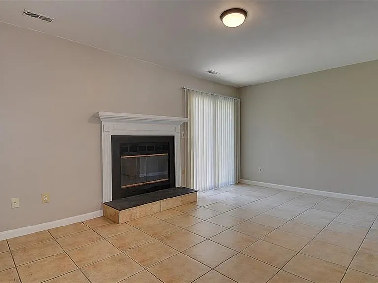 657 Aubrey Dr — Photo 19