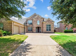 2408 Green Meadow Dr, Sachse, TX 75048