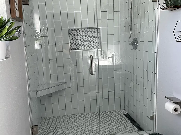 3909 E Shaw Butte Dr — Photo 9