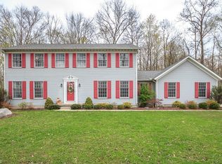 10146 Widgeon Dr, Chagrin Falls, OH 44023