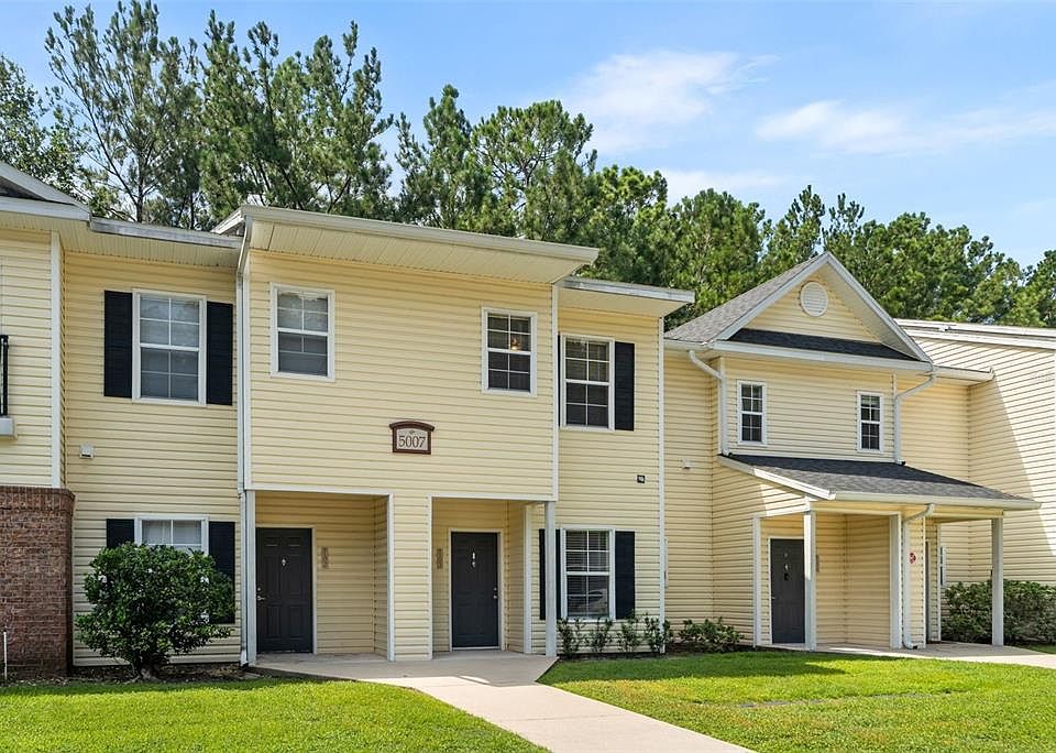 1st image of 5007 NW 45TH ROAD #103