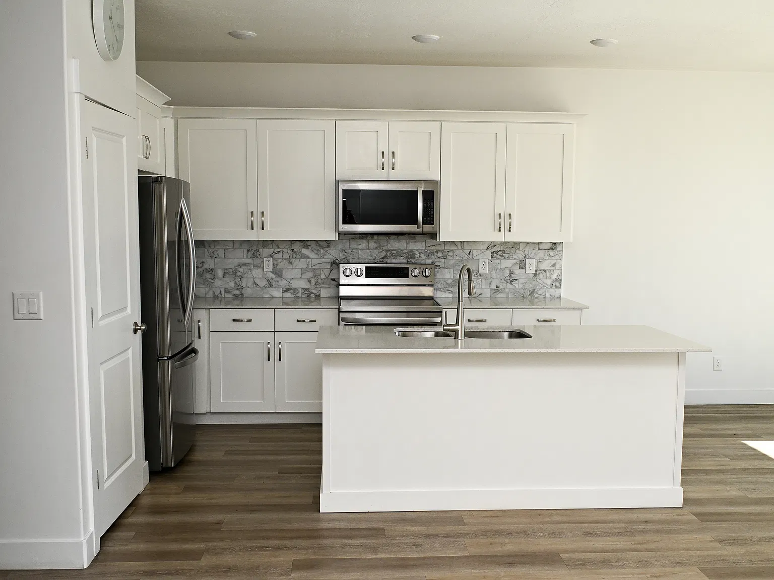 2 bed, 2.0 bath, 1331 sqft, $1,650 — Photo 4