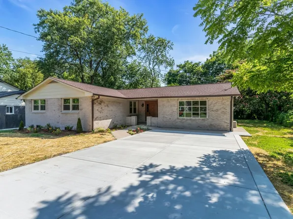 118 Winding Way Dr, Hendersonville, TN 37075