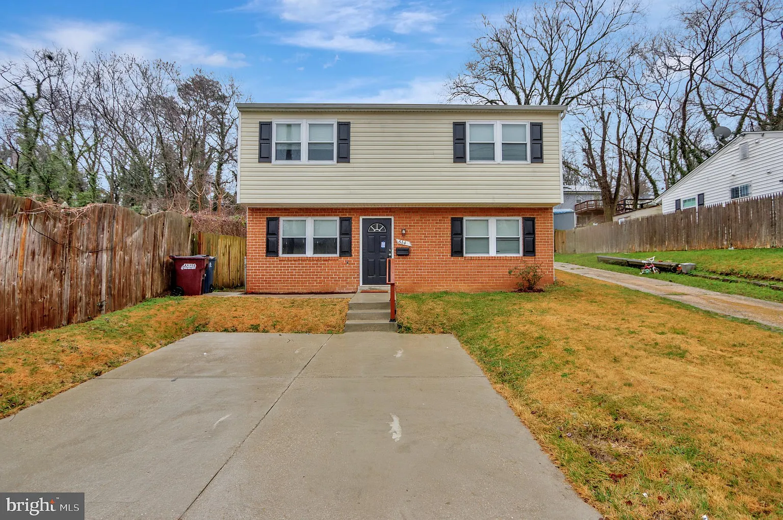 614 Opus Ave photo 1