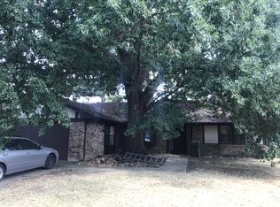 805 Del Mar Ln, Arlington, TX 76012