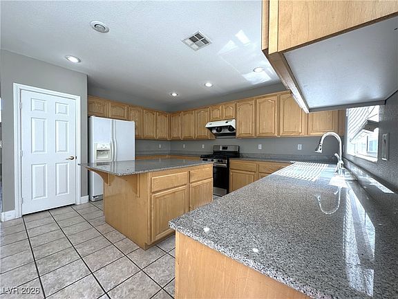 5th image of 293 Sea Rim Ave