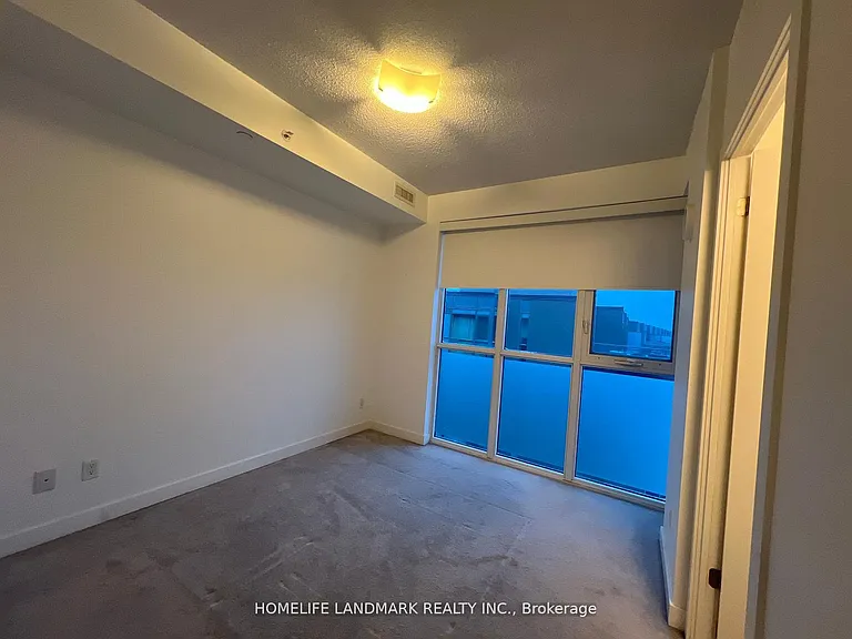 5220 Dundas St #D414 — Photo 24