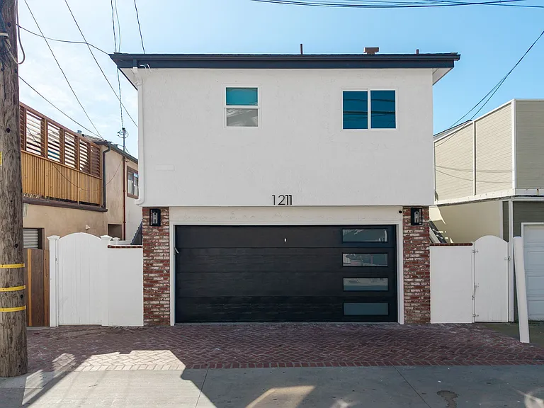1211 Seal Way #C — Photo 21