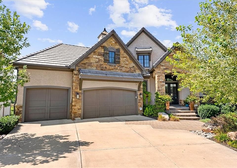 9180 Cottonwood Canyon Dr, Lenexa, KS 66219 MLS 2451741 Zillow