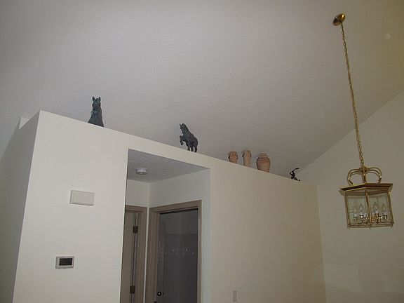 3rd image of 130 Green Ln