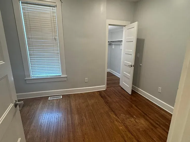 729 E Hunter Ave — Photo 9