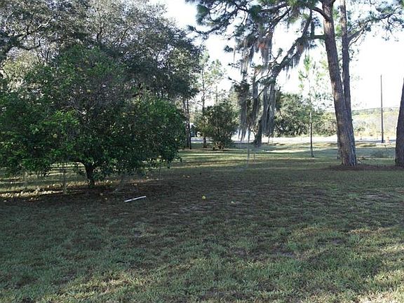 5th image of 1000 Leone Dr E