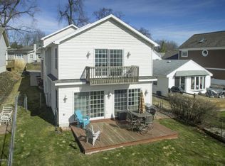 5180 Deep Point Dr, Portage, MI 49002