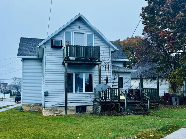 1952 Roosevelt AVENUE, Two Rivers, WI 54241