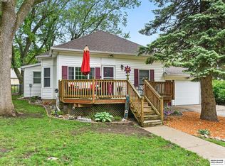 545 N 6th St, Arlington, NE 68002
