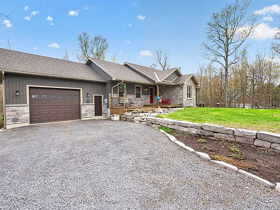 3rd image of 3954 Alton Rd W