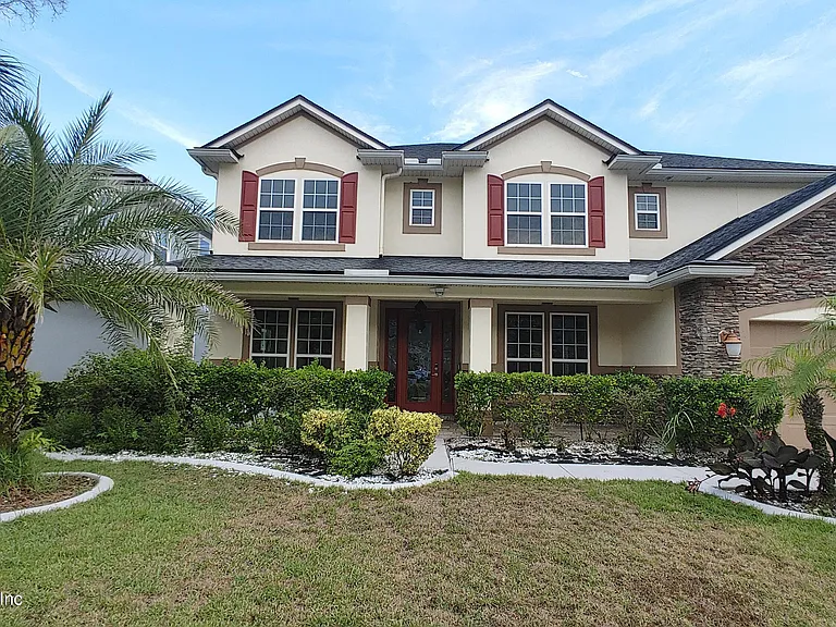 127 Rockcreek Dr — Photo 2