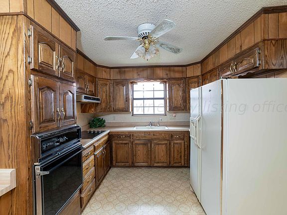 5th image of 1410 Williston St