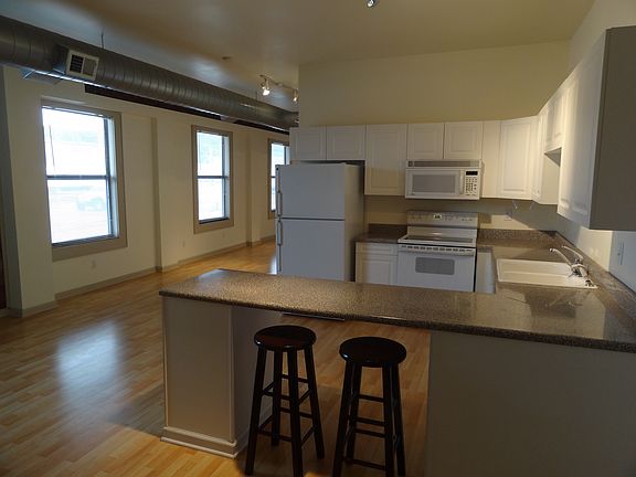 2nd image of 1414 Wyoming St Ste 1
