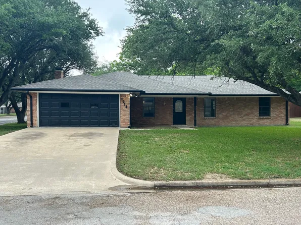 1018 Clark St, Mexia, TX 76667