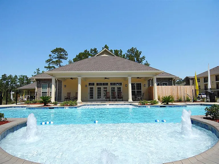 Abita View Apartments — Photo 42