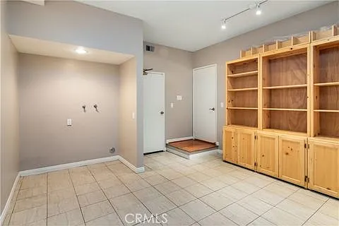 21820 Marylee St #225 — Photo 26