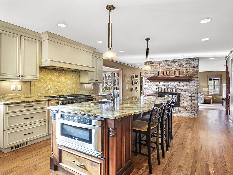 1st image of 948 Timber Ridge Drive