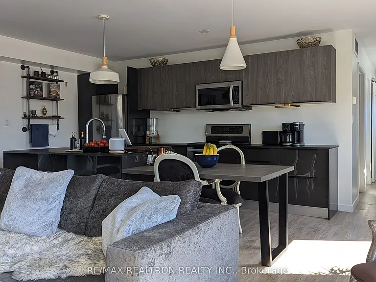 35 Albert St #1 — Photo 10