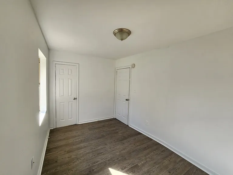 1721 Collier Dr — Photo 4