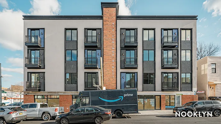 Rented by Nooklyn NYC LLC | media 65