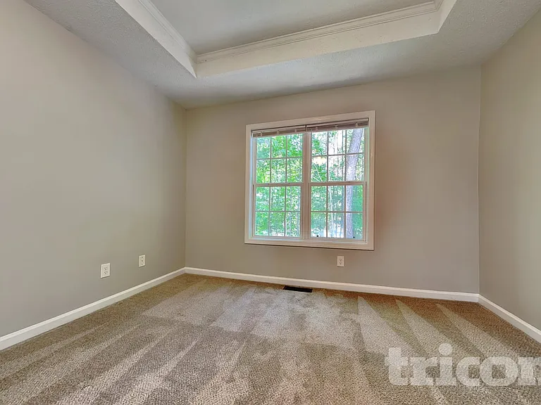 37 Abbotsford Dr — Photo 7