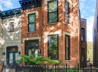 852 W Webster Ave, Chicago, IL 60614