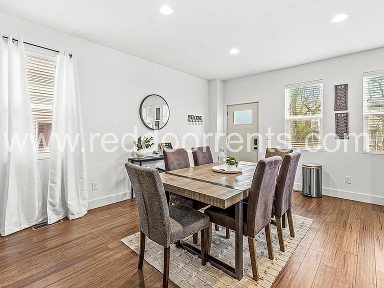 1619 N Tacoma Ave — Photo 7