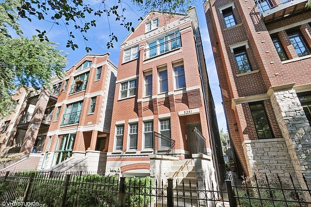 1st image of 3241 N Seminary Ave #1