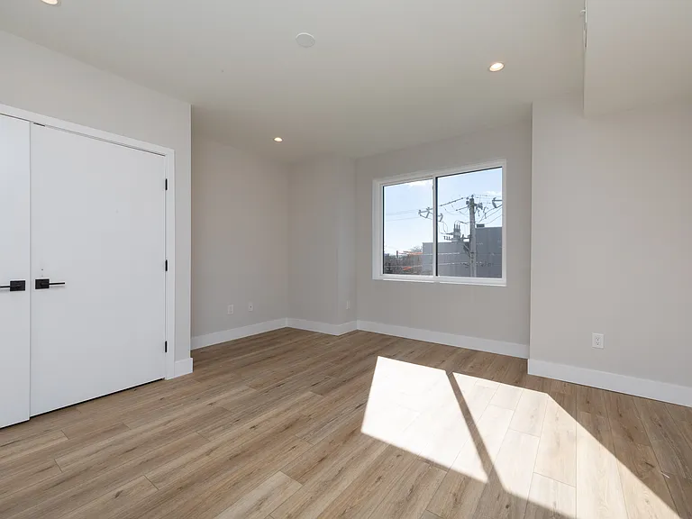 935 W Dauphin St #B — Photo 20