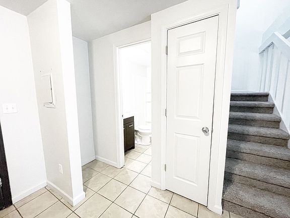 5th image of 2907 E Wabash Ave Unit 5