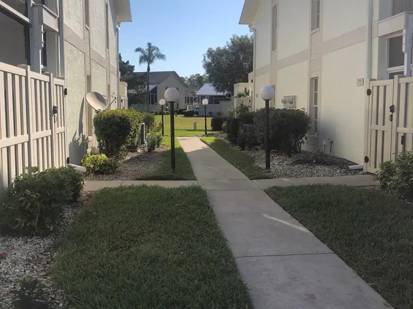 6883 Pentland Way APT 73, Fort Myers, FL 33966