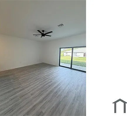 2210 Wayne Ave S — Photo 12