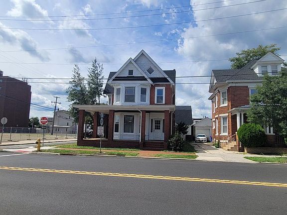 3rd image of 100 N 2nd St