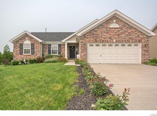 7 Fox Trotter Ct, High Ridge, MO 63049