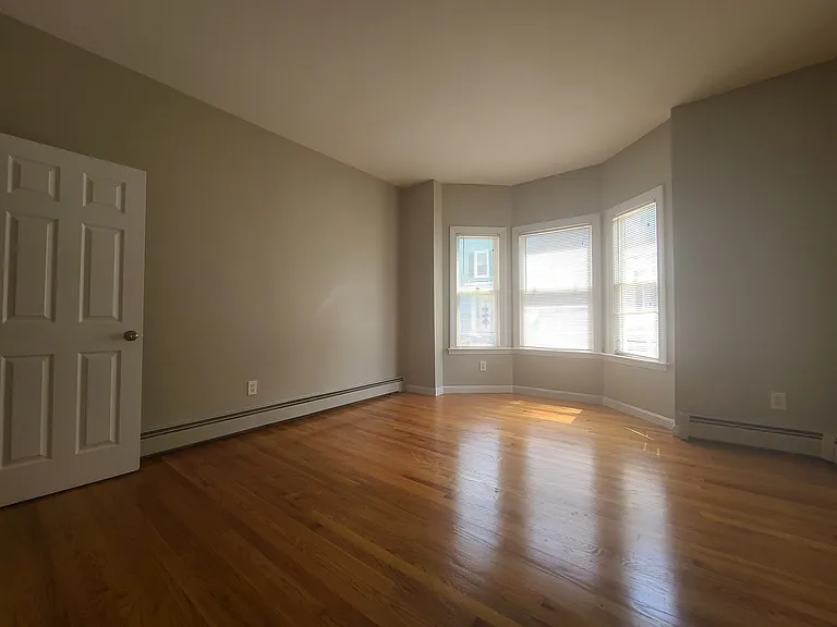 9 Vinton St #1 — Photo 16