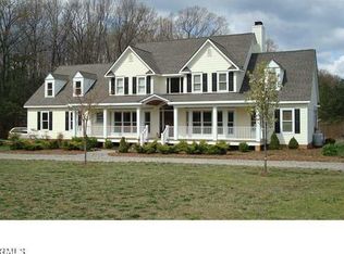 2315 Judes Ferry Rd, Powhatan, VA 23139